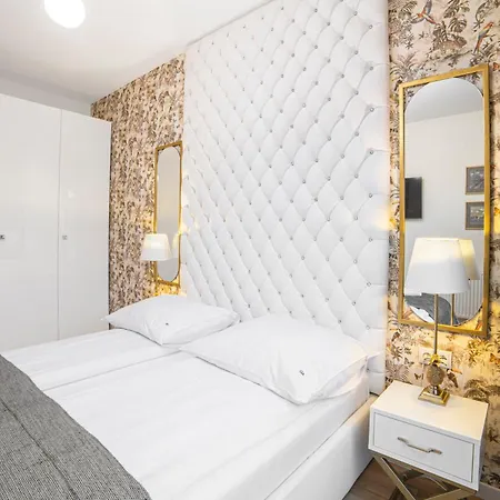 Apartament Amber Centrum Z Basenem Διαμέρισμα *