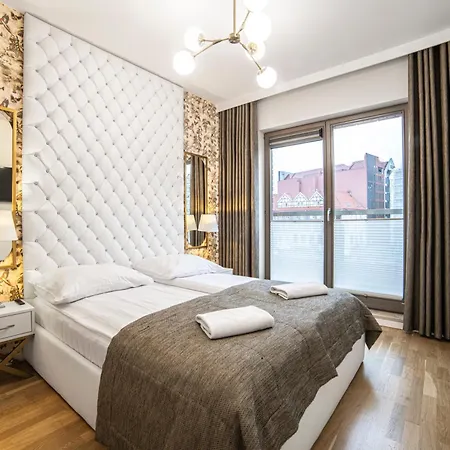 Apartament Amber Centrum Z Basenem * גדנסק